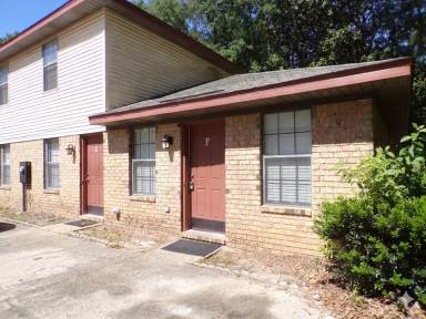 Main picture of 1455 Acorn Ln