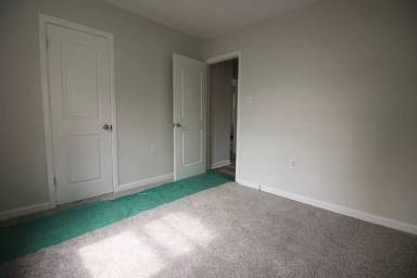 Main picture of 1321 S Houston Ave