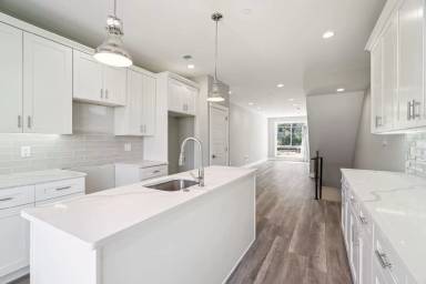 Main picture of 2429 N 3rd St