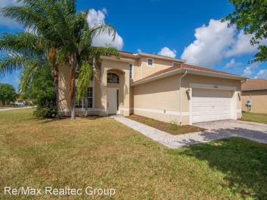 Main picture of 6080 45th Pl