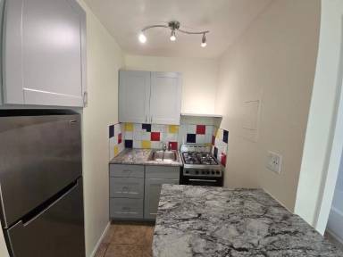 Main picture of 312 Vassar Dr SE