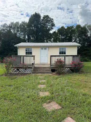 Main picture of 2335 Highway 411 N