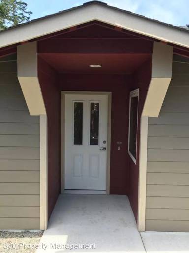 Main picture of 1737 SW Stremler Dr