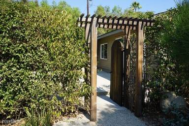 Main picture of 155 Grapevine Rd