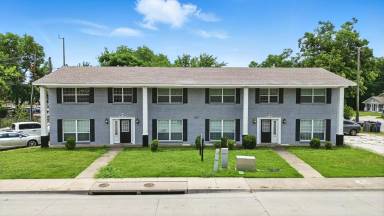 Main picture of 103 W Brown St