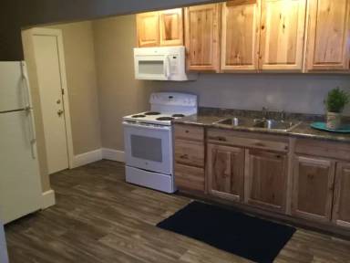 Main picture of 264 College St SE