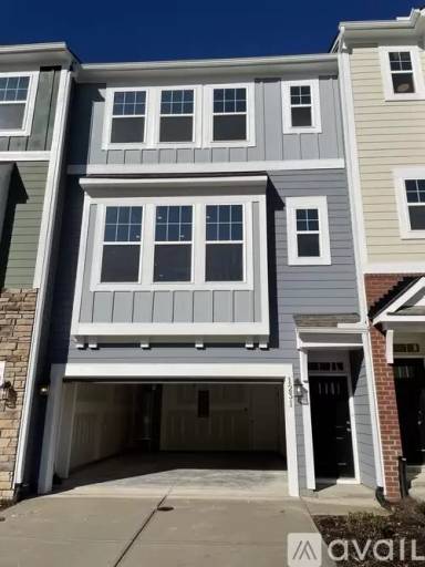 Main picture of 1248 Commack Dr
