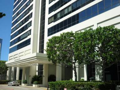 Main picture of Royal Capitol Plaza