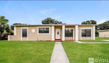 Main picture of 3420 NW 7th St