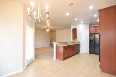 Main picture of 5505 Rimes Ct