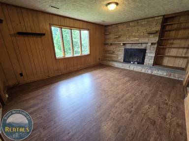 Main picture of 1820 Bamboo Rd
