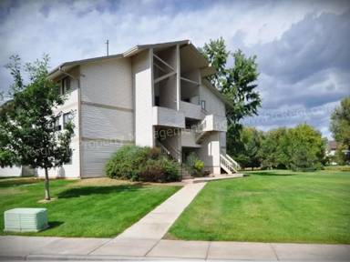 Main picture of Heatheridge Lake Condominiums