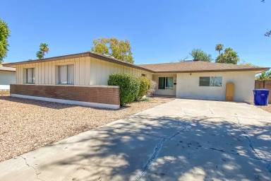 Main picture of 1033 E Hermosa Dr