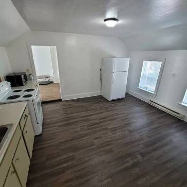 Main picture of 723 Kickbusch St