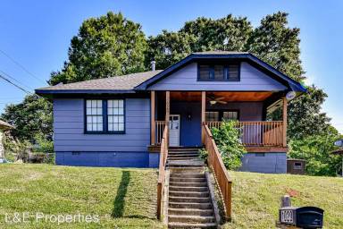 Main picture of 1020 W 6th Ave