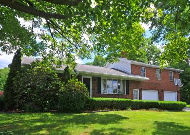 Main picture of 237 Phillips Rd