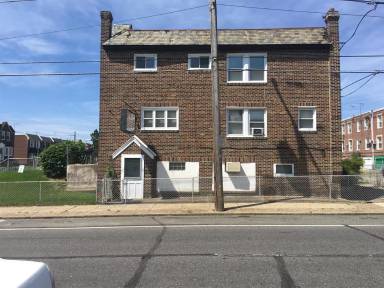 Main picture of 6274 Montague St