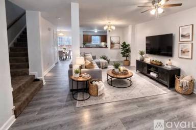 Main picture of 7 Lotus Dr