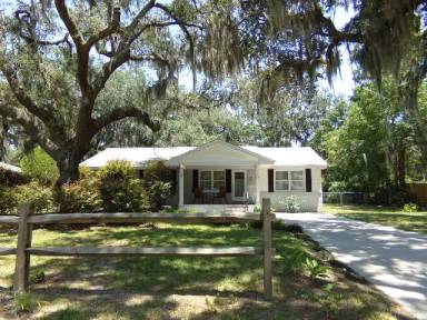 Main picture of 1405 Harrington St