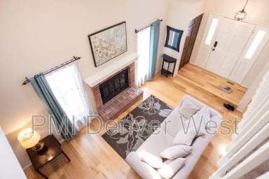 Main picture of 16821 E Hialeah Ave