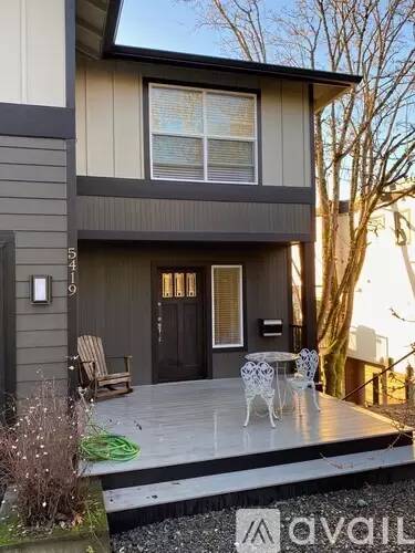 Main picture of 5419 Renton Ave S