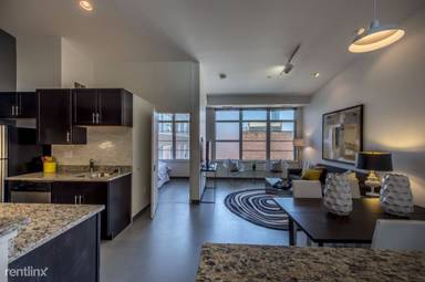 Main picture of 160 E Berkeley St