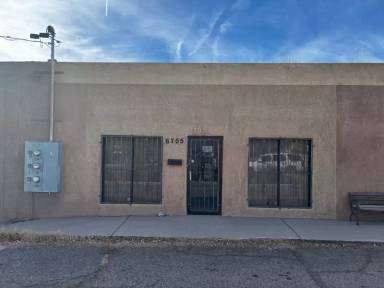 Main picture of 6705 4th St NW