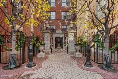 Main picture of 444 W Roslyn Pl