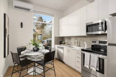 Main picture of 8120 SE 11th Ave