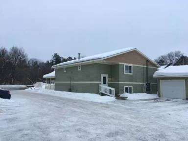 Main picture of 605 NW 4th St