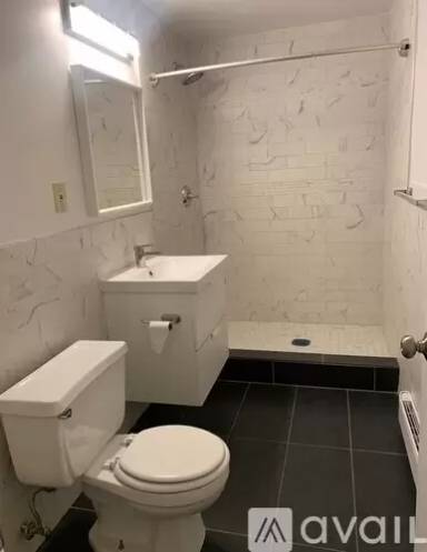 Main picture of 90 Kane St