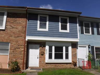 Main picture of 203 Persse St
