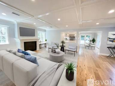 Main picture of 16761 Moorpark St