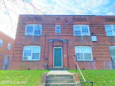 Main picture of 231 Oakwood St SE