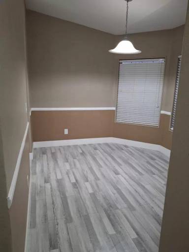 Main picture of 3904 Iverson Ln