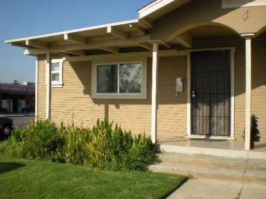 Main picture of 497 W Alvarado St