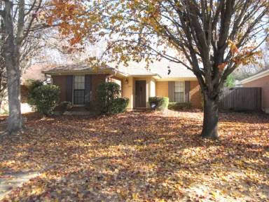Main picture of 1613 Woodmere Loop