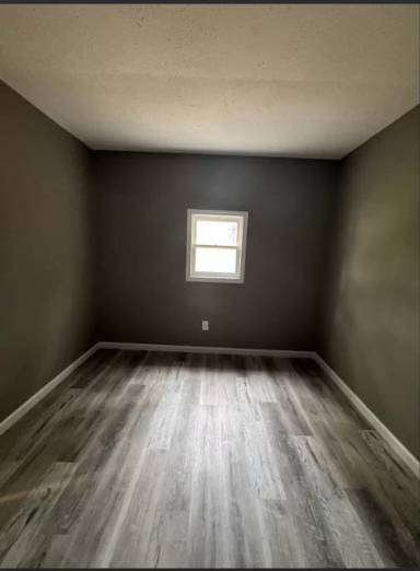Main picture of 324 N Jefferson St