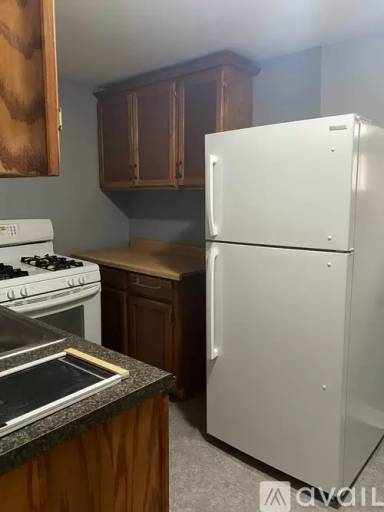 Main picture of 2857 N Marmora Ave