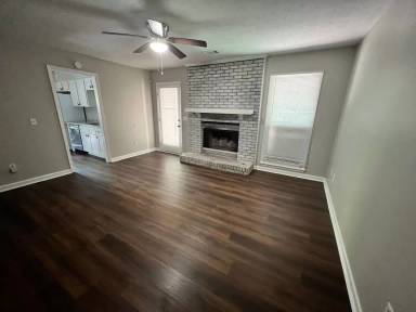 Main picture of 1205 Club House Rd