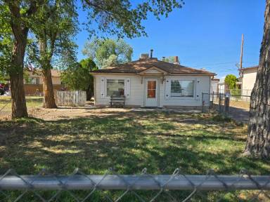 Main picture of 1824 Rood Ave