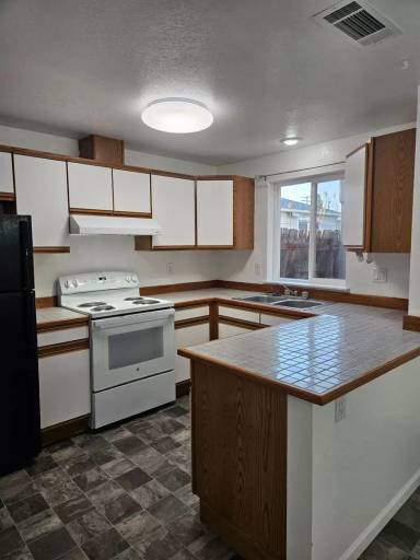 Main picture of 516 J St