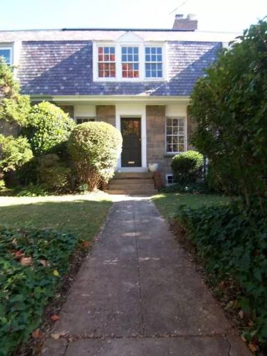 Main picture of 1705 37th St NW