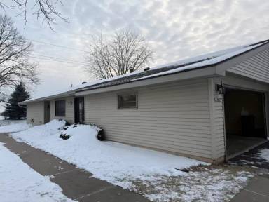 Main picture of 14913 Echo Way