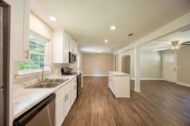 Main picture of 603 Marvin Ave