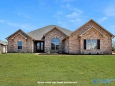 Main picture of 16904 Stonegate Dr