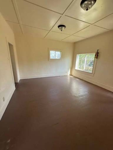 Main picture of 2101 Simpson Ave