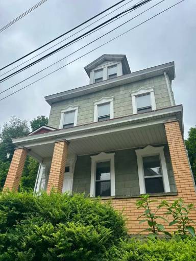 Main picture of 1620 High St