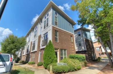 Main picture of 919 Warren Burgess Ln