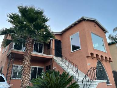 Main picture of 1631 S Highland Ave